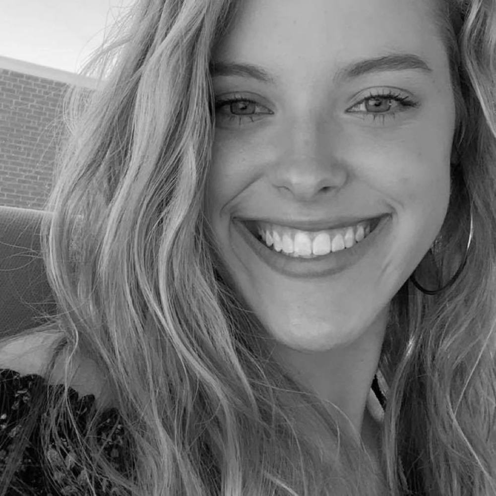 Meet your Posher, Natalie